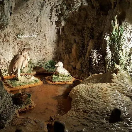 St Nectaire- Terrasse Privee- 4 Personnes *