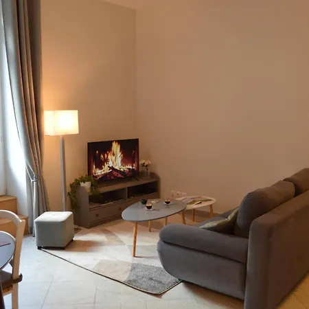 St Nectaire- Terrasse Privee- 4 Personnes Apartment Saint-Nectaire