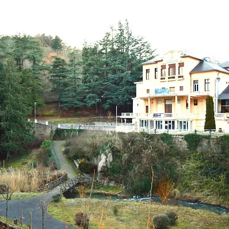 St Nectaire- Terrasse Privee- 4 Personnes 公寓 *