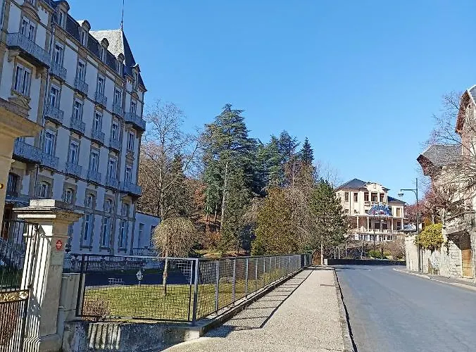 St Nectaire- Terrasse Privee- 4 Personnes Apartment *